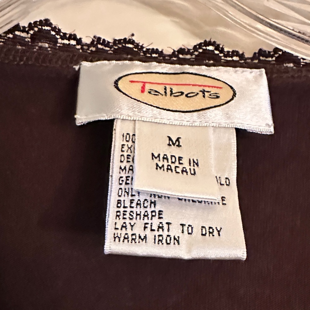 Brown Talbots Top with Rose Design - Picture 3 of 9